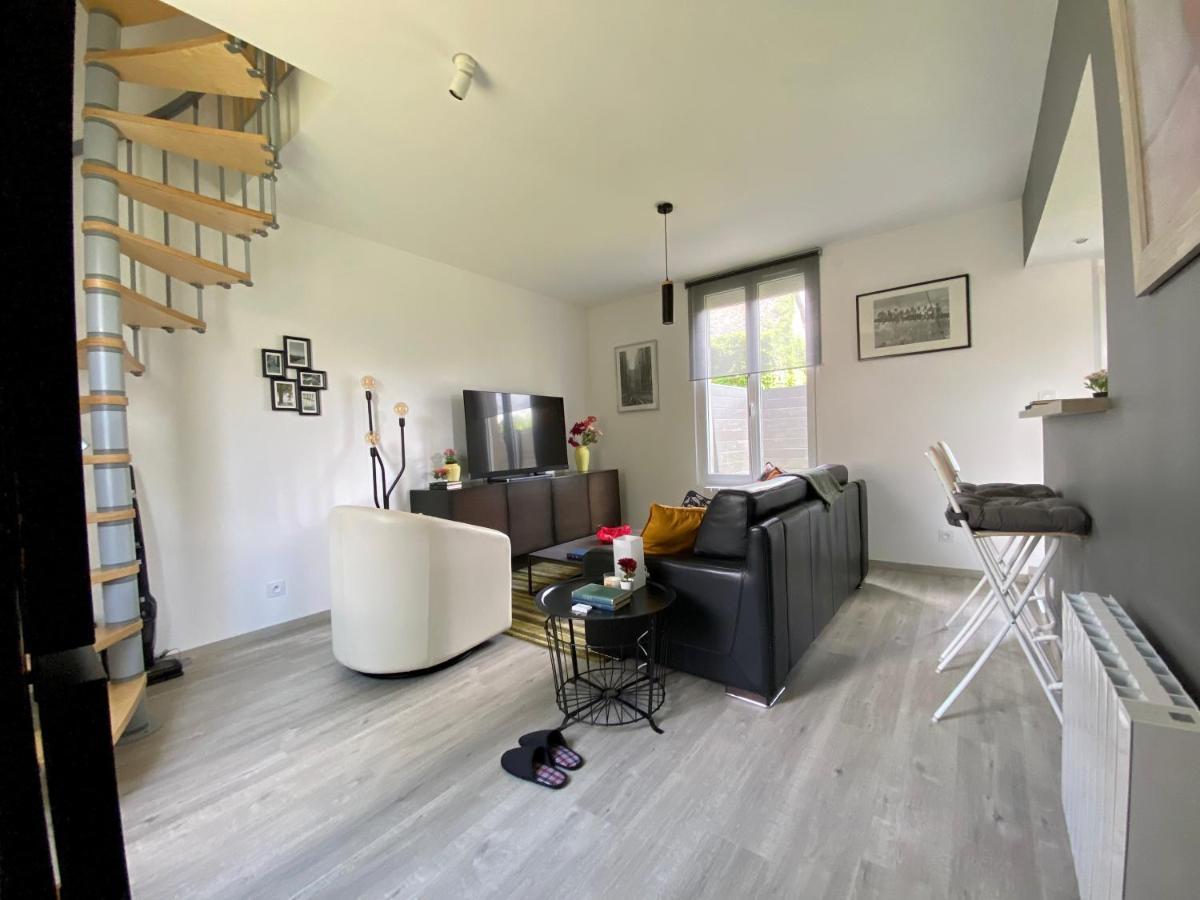 Jiwe Villa Chilleurs-aux-Bois Buitenkant foto